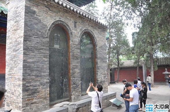 第11屆網上看河南 記者領略千年古剎少林寺魅力