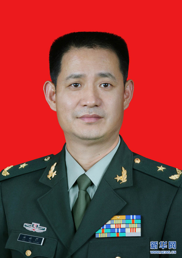 神十乘組航天員簡歷及標(biāo)準(zhǔn)照發(fā)布