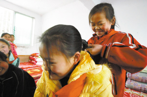 別樣留守生活 明天充滿希望——南川三泉鎮(zhèn)春蕾學(xué)校多種形式關(guān)愛留守兒童