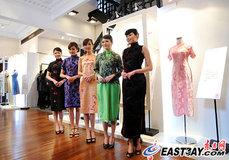 石庫門文化周展現(xiàn)老上海情調(diào) 花樣美女旗袍秀助興