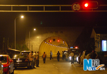 重慶茶涪公路一隧道發(fā)生透水事故已致3人死亡