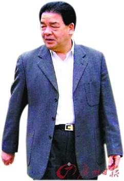 原武江區(qū)委書記割脈自殺未遂后跳樓亡