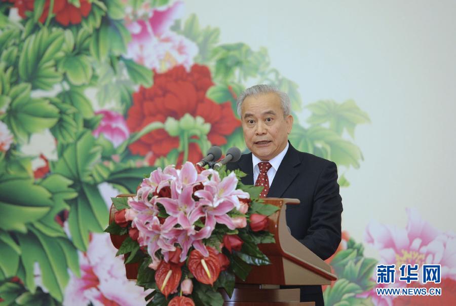 全國政協(xié)舉行新年茶話會