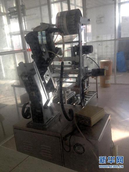 揭秘開水變羊湯：食品“變身劑”產(chǎn)銷鏈條追蹤