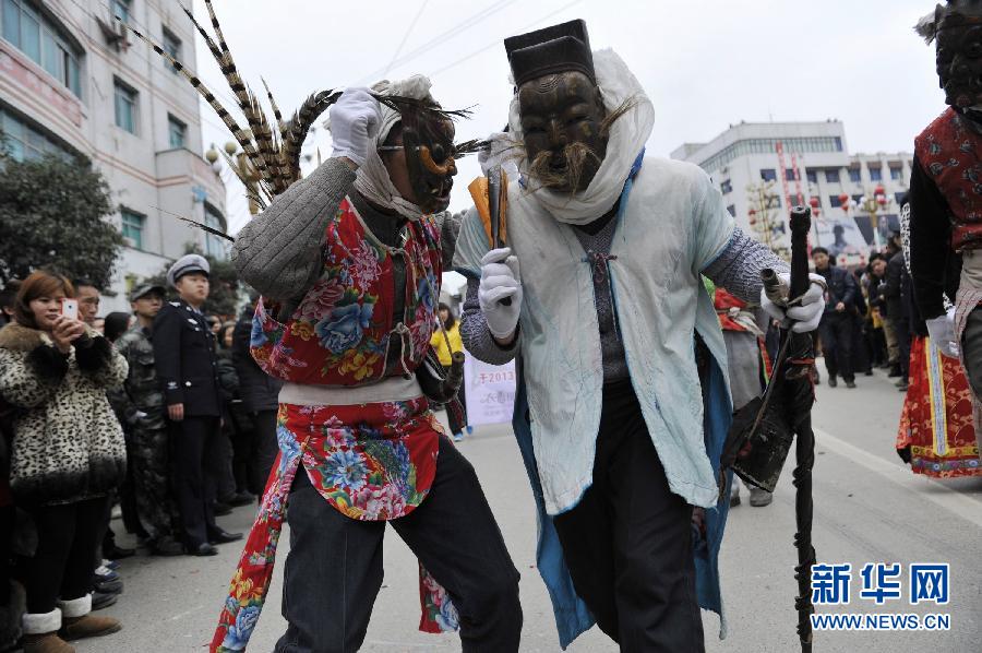 各地“霸氣民風(fēng)”PK鬧元宵