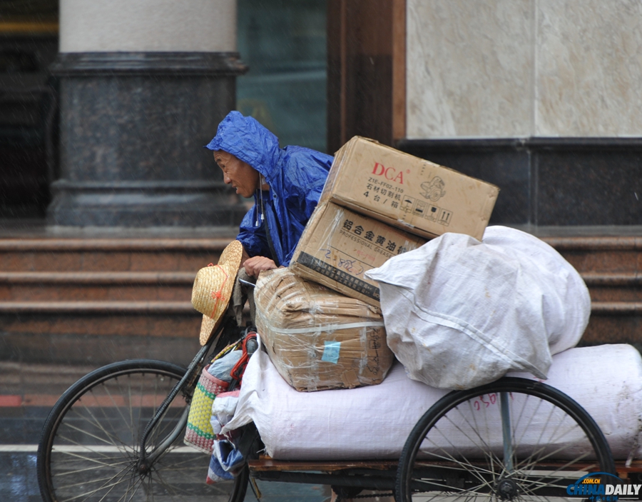 風暴“飛燕”將正面襲擊海南