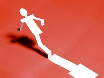 禁令之下公務(wù)員心態(tài)調(diào)查：有人抱怨抵制 有人逃離