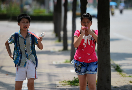 河南信陽市發(fā)布高溫橙色預(yù)警