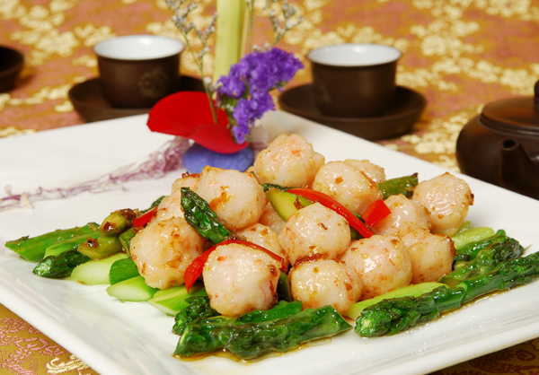 長春開元名都蘆筍爆蝦丸 冬季里的另類美食體驗