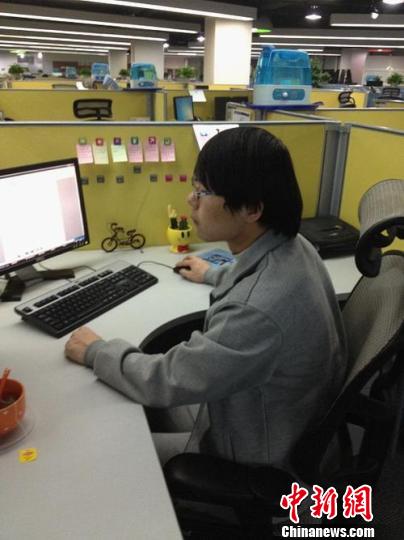 保安員變身IT精英2012最勵志保安爆紅互聯(lián)網(wǎng)