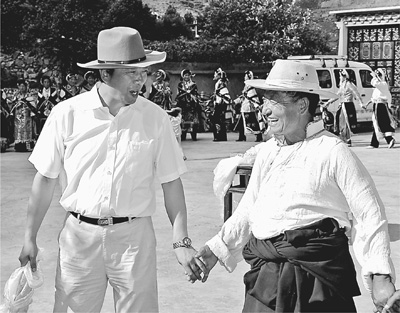 他有一腔草原柔情—— 追記四川甘孜州委常委、宣傳部長畢世祥