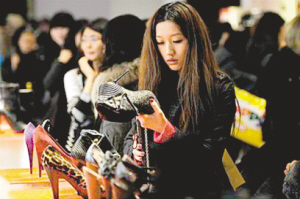 2011年中盤(pán)點(diǎn):六大關(guān)鍵詞勾勒外媒眼中的中國(guó)