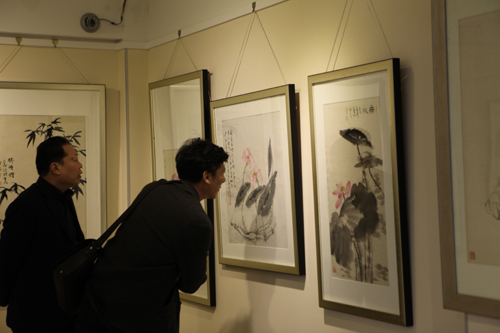 中青年書畫家精品暨近代名家書畫展在津舉行