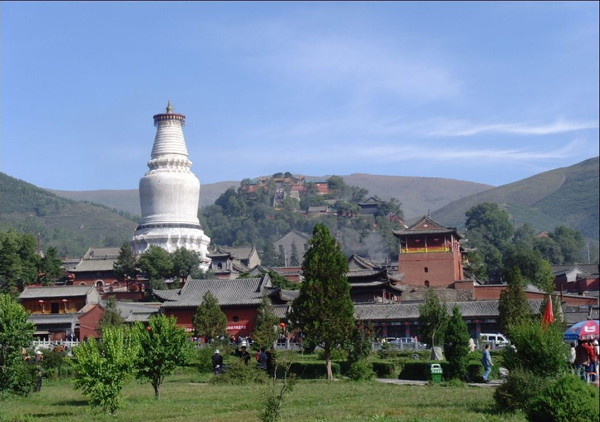五臺山:投巨資打造