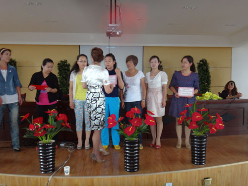 “你我共享”奇臺(tái)六小家庭教育指導(dǎo)委員會(huì)經(jīng)驗(yàn)交流活動(dòng)