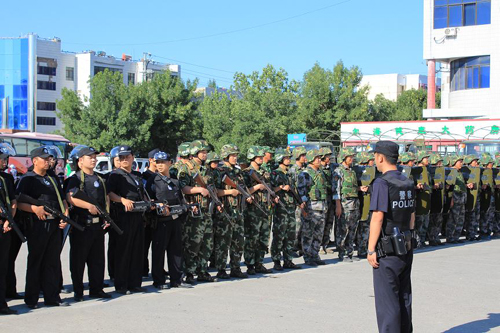 塔斯海墾區(qū)公安局加強(qiáng)戰(zhàn)時(shí)政治思想工作確保轄區(qū)和諧穩(wěn)定