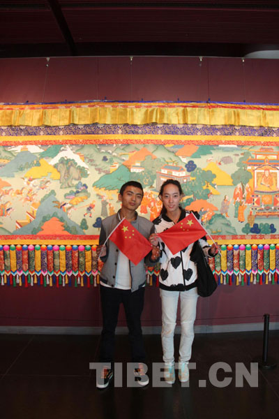 藏族觀眾:“和美西藏”親切溫暖