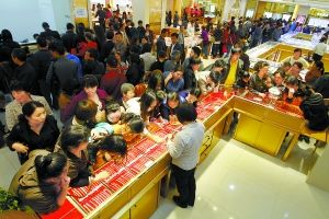 中國(guó)大媽打敗華爾街 盤(pán)點(diǎn)那些熱衷投資的女性們