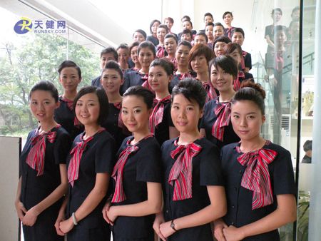 夏季達(dá)沃斯禮儀、翻譯志愿者招募啟動(dòng)
