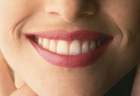 伊朗否認(rèn)入境遭拒美國(guó)女子是間諜 外界關(guān)注“情報(bào)牙”