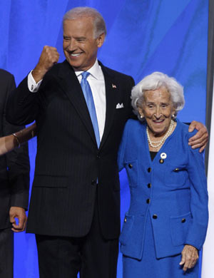 美國(guó)副總統(tǒng)拜登母親去世 奧巴馬可能出席葬禮