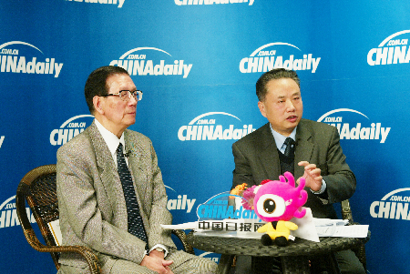 專家談中國海外維和體現(xiàn)大國責任 女隊員是一道亮麗風景