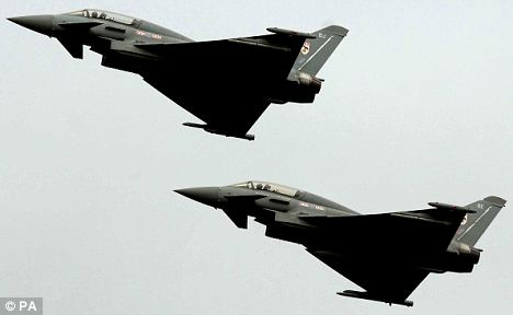 飛倫敦航班遭乘客恐嚇 英軍出動兩架戰(zhàn)機緊急護(hù)航