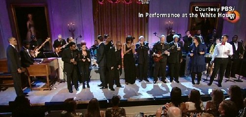 <BR>白宮音樂(lè)會(huì)見(jiàn)偶像 美國(guó)第一夫人尖叫難抑興奮之情