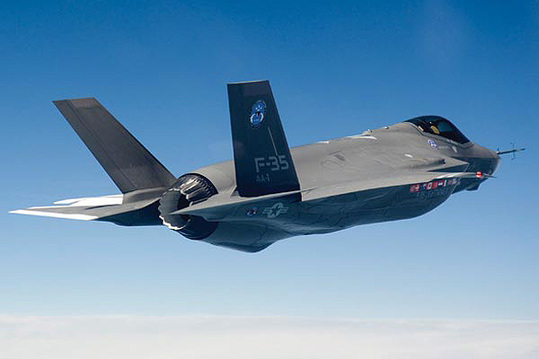 美國F-35戰(zhàn)斗機(jī)