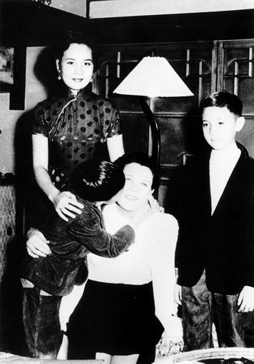 蔣介石家族的女人們