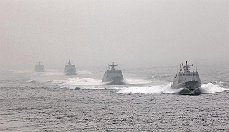 臺(tái)海軍"光華6號(hào)"導(dǎo)彈快艇首亮相 可遠(yuǎn)海出擊