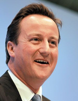 卡梅倫率英國(guó)史上最大商業(yè)團(tuán)來(lái)華掘金