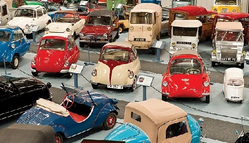 最大微型車拍賣會(huì) 200輛小車價(jià)值逾千萬(wàn)美元