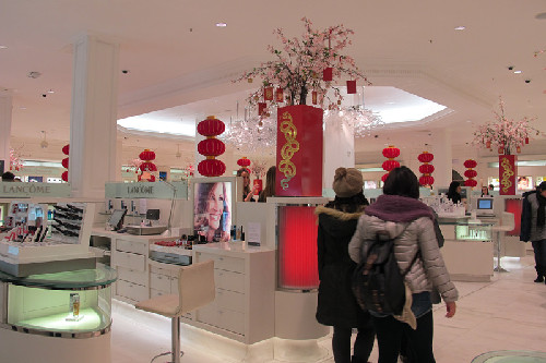 文化傳播加商業(yè)驅動 英國熱打“中國春節(jié)牌”