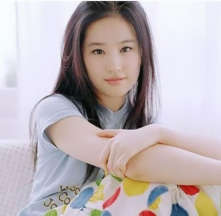 難忘舊時(shí)光 盤點(diǎn)明星驚為天人的“初見”