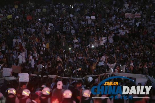巴西總統(tǒng)為民眾抗議活動(dòng)深感驕傲 承諾改善民生