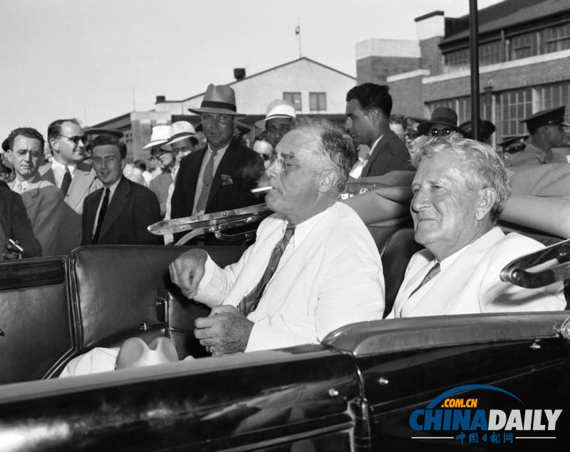 奧巴馬戒煙只因怕老婆 盤(pán)點(diǎn)那些煙不離手的政要