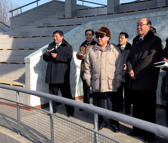 朝鮮機關(guān)報刊登圖文 紀念金正日逝世兩周年