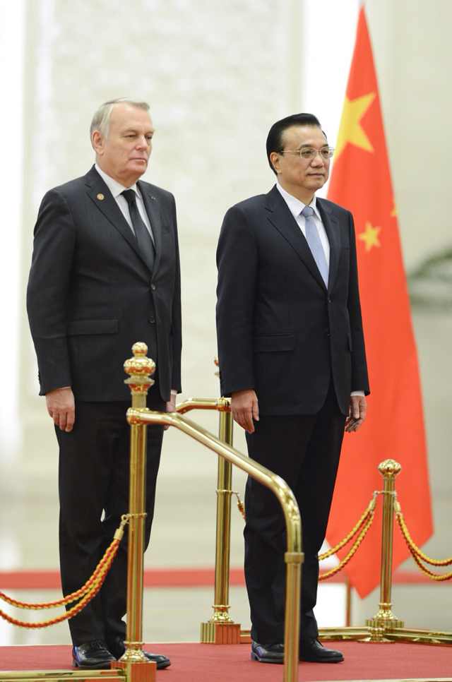 李克強(qiáng)舉行歡迎儀式歡迎法國總理埃羅訪華
