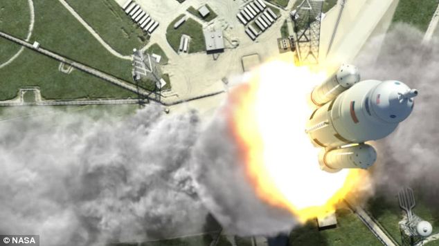 NASA發(fā)布在建最大火箭照片 將為人類登陸火星鋪路