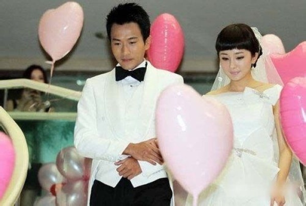 吳奇隆劉詩(shī)詩(shī)17歲之差 港臺(tái)大叔都愛找內(nèi)地嫩妻?