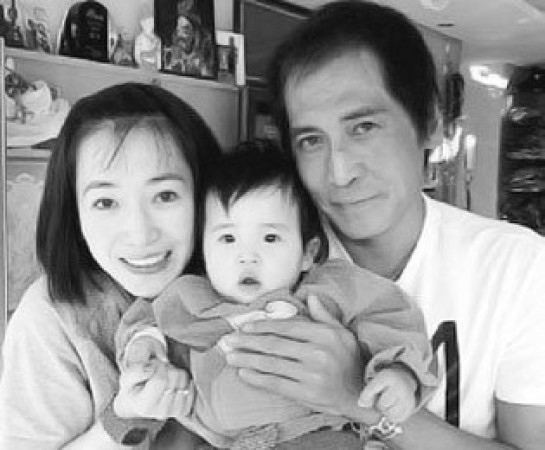 吳奇隆劉詩詩17歲之差 港臺(tái)大叔都愛找內(nèi)地嫩妻？