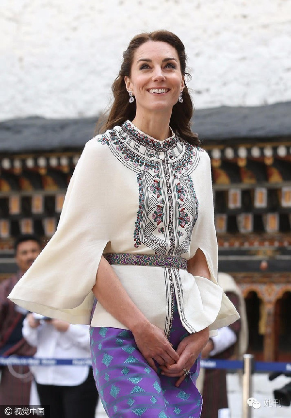 她貴比英女王，卻穿幾百塊的衣服美翻東南亞！