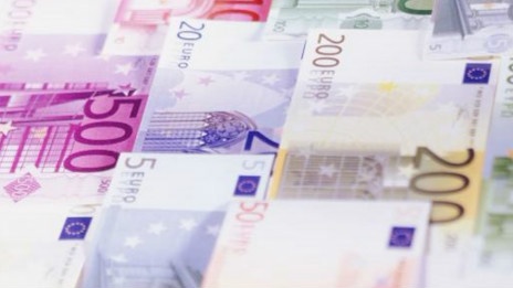 Ireland exits bailout programme 愛爾蘭退出歐元區(qū)債務(wù)救助計(jì)劃