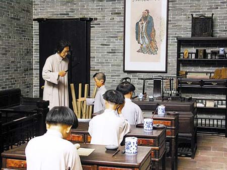 少兒私塾，成人童話的投射