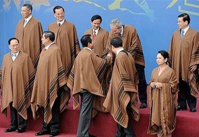 新加坡提前展示APEC峰會領(lǐng)導(dǎo)人服裝
