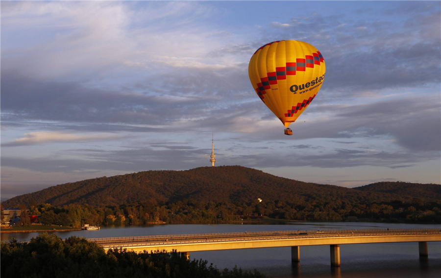 Balloon festival held in Canberra, Australia Balloon festival held in Canberra, Australia